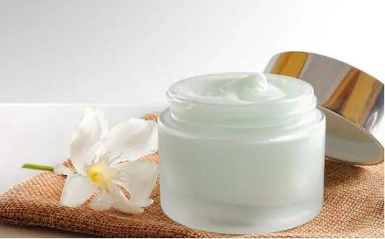 加了香精的護(hù)膚品效果就打折？這個(gè)說法真的對(duì)嗎？ 